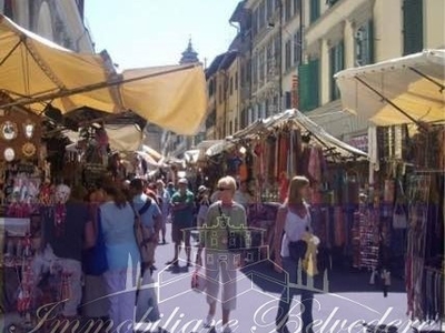Immobile commerciale in Affitto a Firenze, zona Duomo, 1'200€, 38 m²