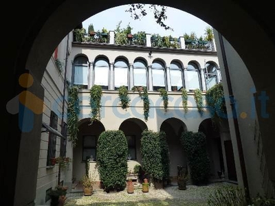Mansarda in affitto a Vercelli