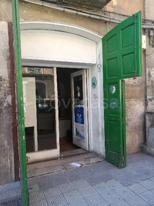 Negozio in vendita a Bari via Domenico Nicolai, 88