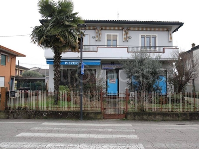 Pizzeria in in vendita da privato ad Abano Terme via Giarre, 35