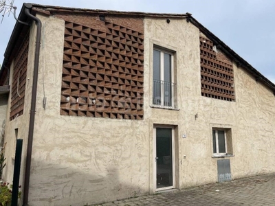 Ufficio in vendita a Lucca via Fonda, 710K