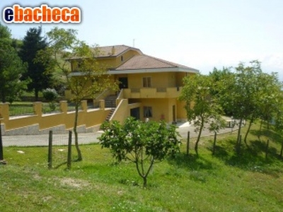 Villa a Brittoli di 400..