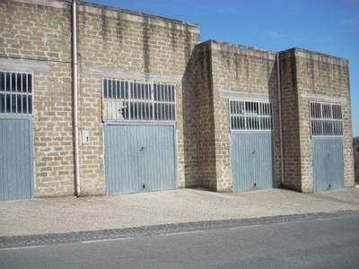 Garage / Posto auto da ristrutturare a Canino