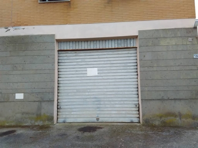 Garage / Posto auto in zona Cura a Vetralla