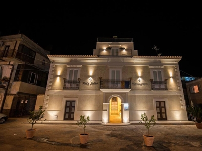 Villa Adua