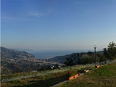 Villa con giardino a Rapallo