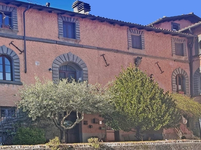Appartamento in vendita a Gallicano Lucca Verni
