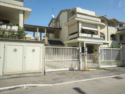 Appartamento in vendita a Grosseto Saracina