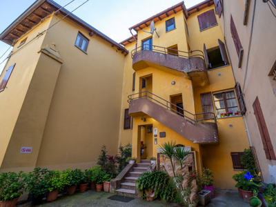 appartamento in vendita a Montechiarugolo