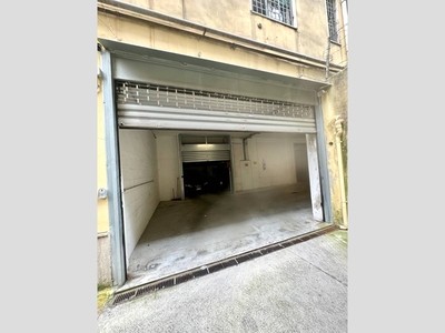Box in Vendita a Salerno, 50'000€, 23 m²