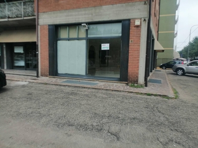 Immobile Commerciale in affitto a Sassuolo - Zona: Braida