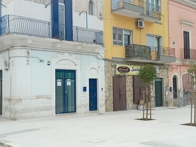 Locale commerciale / Negozio di 1 vani /40 mq a Bari - Carbonara