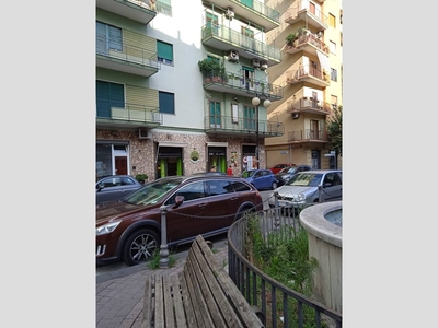 Quadrilocale in Vendita a Salerno, zona IRNO, 360'000€, 115 m²
