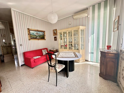 Quadrilocale in Vendita a Torino, 76'000€, 83 m²