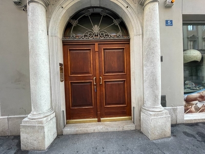 Quadrilocale in Vendita a Trieste, zona Centro storico, 298'000€, 105 m²