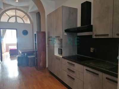 Trilocale in Affitto a Roma, zona Prati, 2'200€, 80 m², arredato