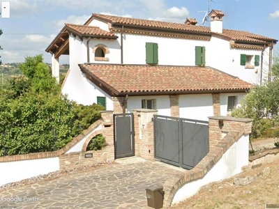 villa in vendita a Longiano
