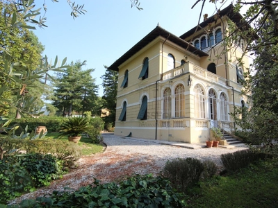 Villa in vendita a Lucca