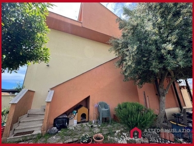 Villa in Vendita a Roma, 141'000€, 64 m²