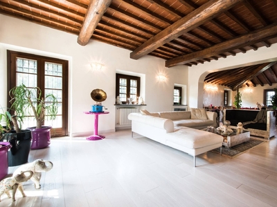 Villa in vendita a Prato Carteano