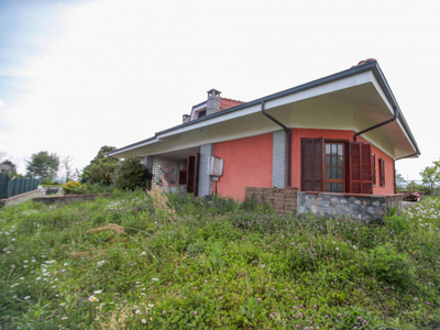 villa in vendita a San Giorgio Canavese