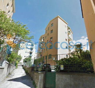 Appartamento Bilocale in affitto in Discesa Cadevilla, Genova