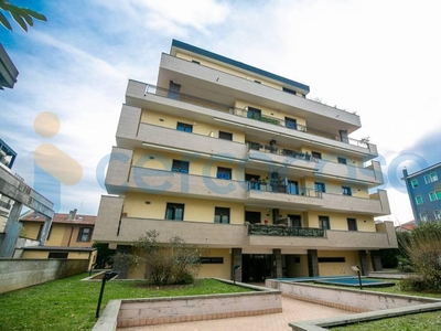 Appartamento Bilocale in ottime condizioni, in vendita in Viale Fratelli Casiraghi 410, Sesto San Giovanni