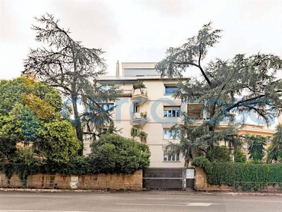 Appartamento da ristrutturare in vendita a Roma