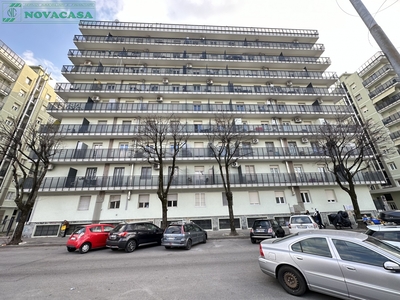 APPARTAMENTO di 3 vani e di 95 mq (PIOLTELLO) rif. ST0A841