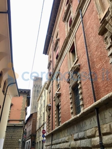 Appartamento in ottime condizioni in affitto a Bologna
