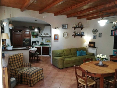 Villa in Vendita a Monte Compatri