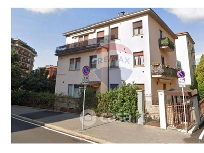 Appartamento in Vendita in Via dei Bettera a Bergamo