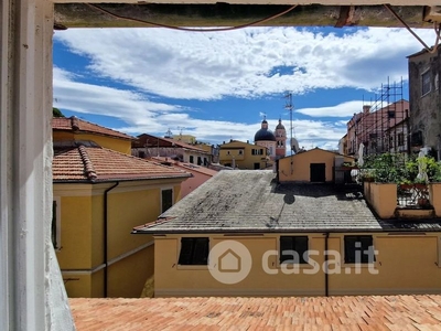 Appartamento in Vendita in Via delle Vecchie Mura a Chiavari