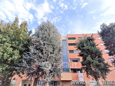 Appartamento in Vendita in Via Sempione 14 a Bergamo