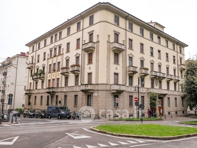 Appartamento in Vendita in Viale Vittorio Emanuele II 47 a Bergamo