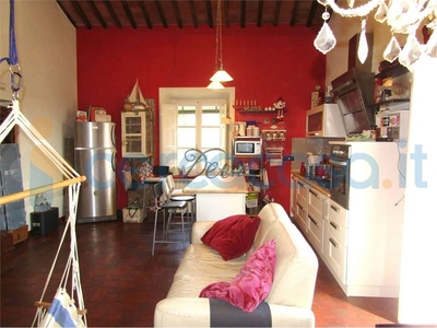 Appartamento Quadrilocale in vendita a Capannori
