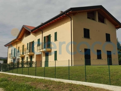 Appartamento Trilocale di nuova costruzione, in vendita in Via Provinciale Snc, Rogeno