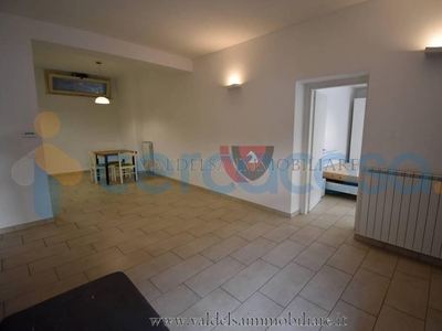 Appartamento Trilocale in ottime condizioni in vendita a Colle Di Val D'Elsa
