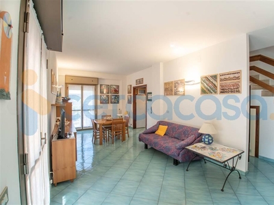 Appartamento Trilocale in vendita in Via Figlie Della Sapienaza 11, Silvi