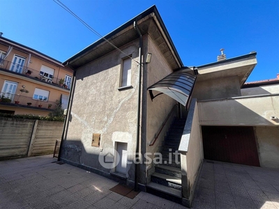 Casa Bi/Trifamiliare in Vendita in Via Comasinella 90 a Bovisio-Masciago