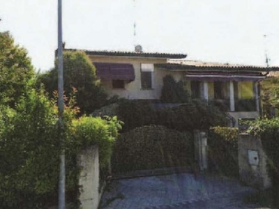 casa in vendita a Chiarano
