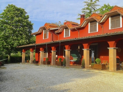 Casa Vacanze a Torrita Tiberina con Piscina