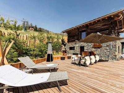 Cocoon Deluxe Luxury Chalet - Privatechef, Spa, Daily Housekeeping