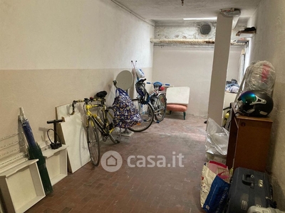 Garage/Posto auto in Vendita in a Bordighera