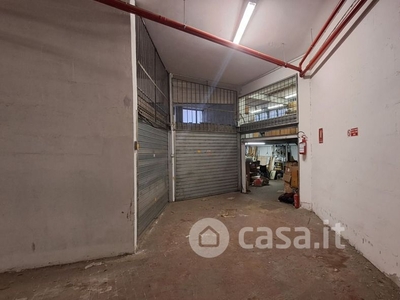 Garage/Posto auto in Vendita in Via Paola Falconieri a Roma