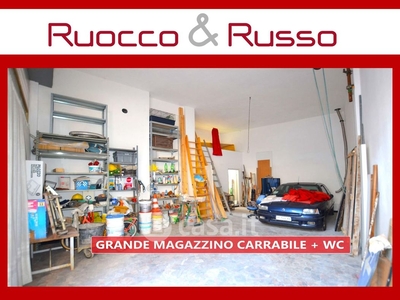 Garage/Posto auto in Vendita in Via Tortona a Genova