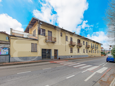 Quadrilocale con giardino a Rosta