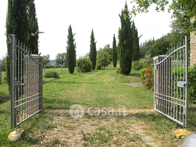 Rustico/Casale in Vendita in a Castelnuovo di Val di Cecina