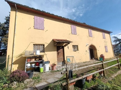 Rustico/Casale in Vendita in Via di Grezzano 1 a Borgo San Lorenzo
