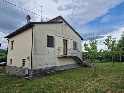 Vendita Casa singola, in zona SAN COLOMBANO, MELDOLA